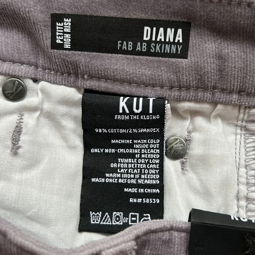 NWT Kut from the Kloth Diana skinny corduroy pants. Seal gray, size 4P.